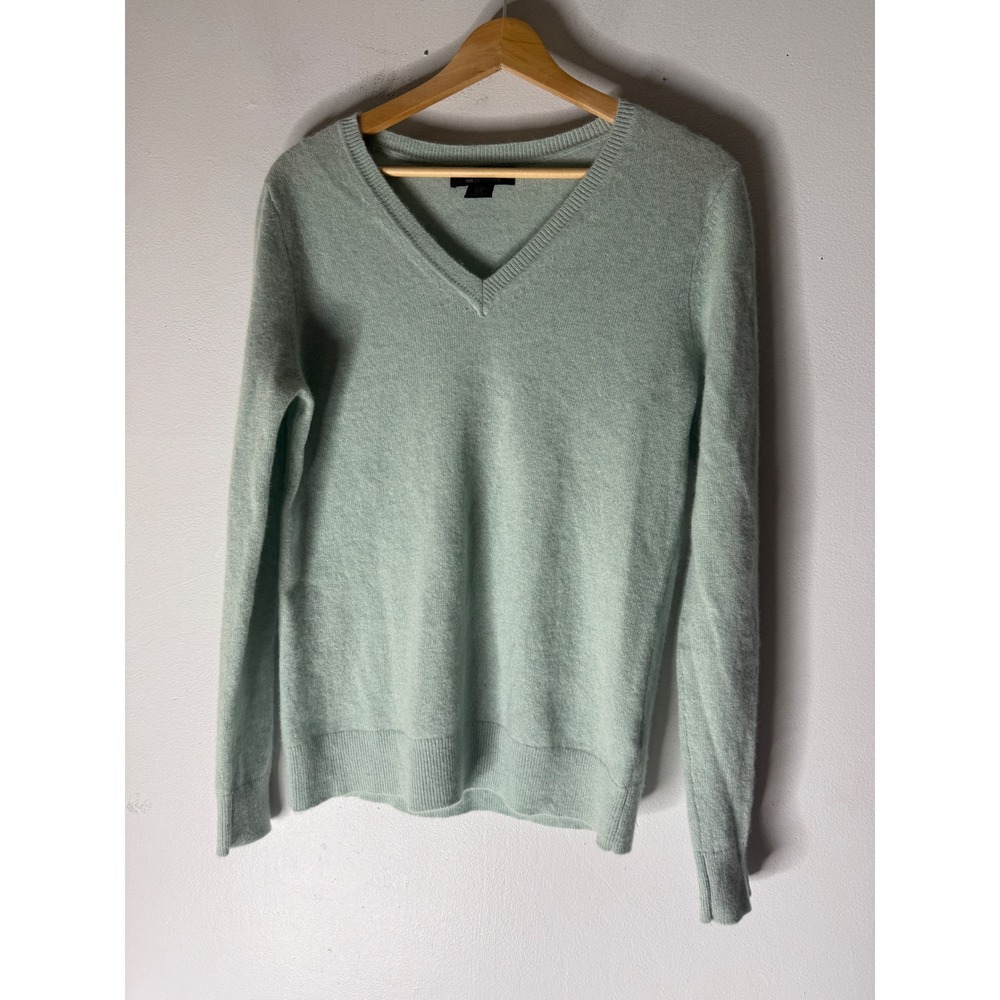 Tahari 2 ply cashmere v neck long sleeve sweater‎ mint green size M